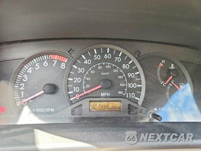 Zdjęcie 9 z 12 samochodu: 2003 TOYOTA COROLLA CE VIN:1NXBR32E43Z013951 - miniatura