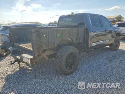 Trzecie zdjęcie samochodu z tyłu: 2024 TOYOTA TUNDRA 1794 EDITION HV VIN:5TFMC5EC7RX007119 - miniatura