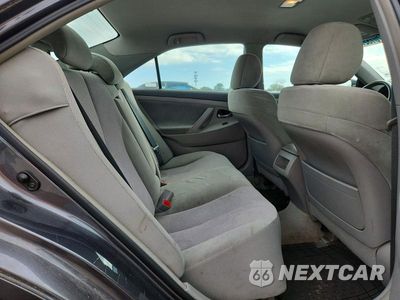 Zdjęcie 10 z 12 samochodu: 2010 TOYOTA CAMRY LE VIN:4T1BF3EK3AU061058 - miniatura