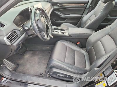 Zdjęcie 7 z 12 samochodu: 2019 HONDA ACCORD SPORT VIN:1HGCV1F36KA138047 - miniatura