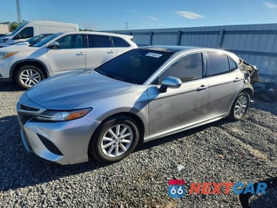 2018 TOYOTA CAMRY XSE 4T1B61HK9JU067883 - główne zdjęcie licytacji z USA - miniatura