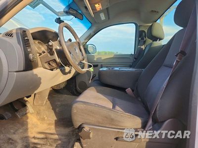 Zdjęcie 7 z 12 samochodu: 2013 GMC SIERRA C1500 VIN:1GTN1TEA7DZ236569 - miniatura