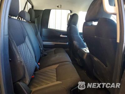 Zdjęcie 10 z 13 samochodu: 2018 TOYOTA TUNDRA SR5 VIN:5TFUY5F14JX741641 - miniatura