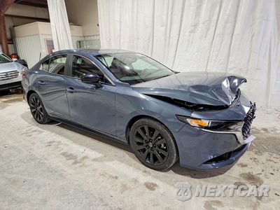 Czwarte zdjęcie samochodu z boku: 2023 MAZDA 3 PREFERRED VIN:3MZBPACM5PM376724 - miniatura