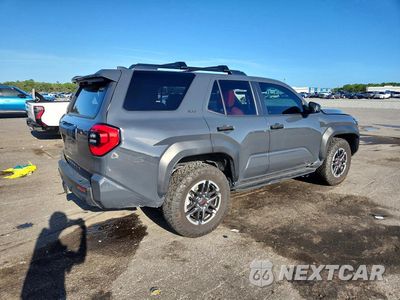 Trzecie zdjęcie samochodu z tyłu: 2025 TOYOTA 4RUNNER SR5 VIN:JTEVA5BR8S5006433 - miniatura