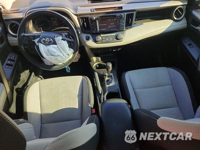 Zdjęcie 8 z 13 samochodu: 2018 TOYOTA RAV4 XLE VIN:2T3RFREVXJW738108 - miniatura