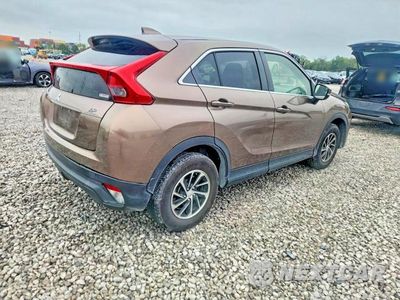 Trzecie zdjęcie samochodu z tyłu: 2020 MITSUBISHI ECLIPSE CROSS ES VIN:JA4AT3AA1LZ009594 - miniatura
