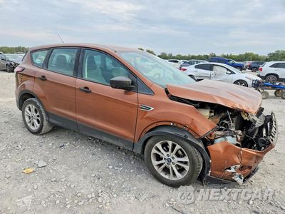 Czwarte zdjęcie samochodu z boku: 2017 FORD ESCAPE S VIN:1FMCU0F78HUE30445 - miniatura