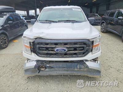 Piąte zdjęcie samochodu w środku: 2022 FORD F150 SUPERCREW VIN:1FTEW1CB4NKF26439 - miniatura