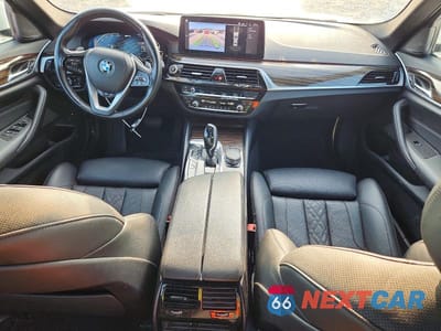 Zdjęcie 8 z 12 samochodu: 2023 BMW 530E VIN:WBA13AG05PCL88999 - miniatura