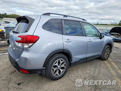 Trzecie zdjęcie samochodu z tyłu: 2021 SUBARU FORESTER PREMIUM VIN:JF2SKAJC8MH487135 - miniatura