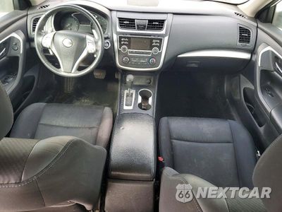 Zdjęcie 8 z 12 samochodu: 2017 NISSAN ALTIMA 2.5 SR VIN:1N4AL3AP9HC264598 - miniatura