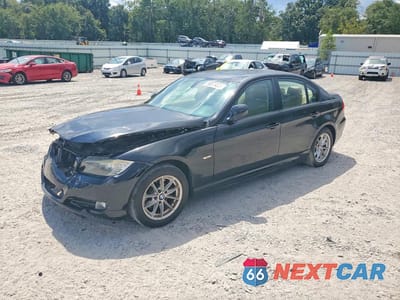 2010 BMW 328 I WBAPH7G52ANM49344 - główne zdjęcie licytacji z USA - miniatura