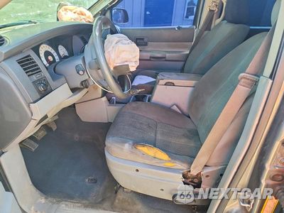 Zdjęcie 7 z 14 samochodu: 2007 DODGE DURANGO SXT VIN:1D8HD38P67F558390 - miniatura