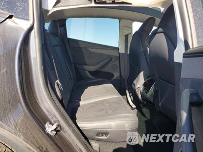 Zdjęcie 11 z 13 samochodu: 2026 TESLA MODEL Y VIN:7SAYGDED2TF542761 - miniatura