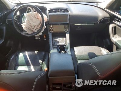 Zdjęcie 8 z 13 samochodu: 2019 JAGUAR F-PACE R - SPORT VIN:SADCL2FX6KA601466 - miniatura