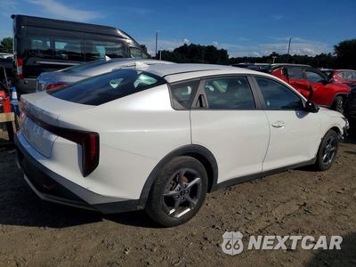 Trzecie zdjęcie samochodu z tyłu: 2025 KIA K4 LXS VIN:3KPFT4DE4SE098765 - miniatura