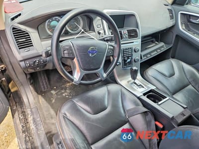 Zdjęcie 8 z 12 samochodu: 2011 VOLVO XC60 T6 VIN:YV4902DZ2B2202645 - miniatura