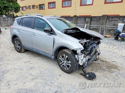 Czwarte zdjęcie samochodu z boku: 2017 TOYOTA RAV4 LE VIN:2T3ZFREV3HW335596 - miniatura