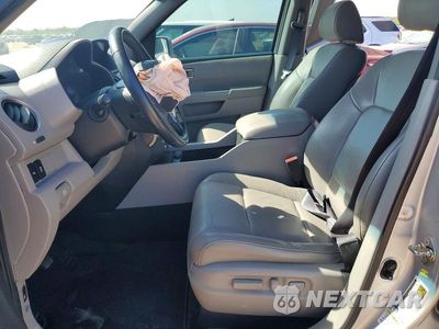 Zdjęcie 7 z 13 samochodu: 2014 HONDA PILOT TOURING VIN:5FNYF3H94EB012554 - miniatura