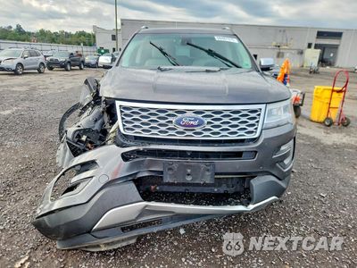 Piąte zdjęcie samochodu w środku: 2017 FORD EXPLORER PLATINUM VIN:1FM5K8HT1HGB44099 - miniatura