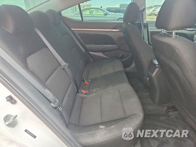 Zdjęcie 10 z 13 samochodu: 2020 HYUNDAI ELANTRA SEL VIN:5NPD84LFXLH533319 - miniatura