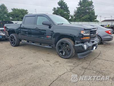 Czwarte zdjęcie samochodu z boku: 2017 CHEVROLET SILVERADO K1500 LT VIN:3GCUKREC8HG373913 - miniatura