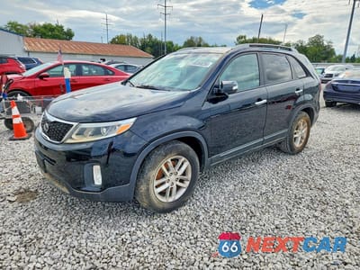 2015 KIA SORENTO LX 5XYKT4A64FG624056 - główne zdjęcie licytacji z USA - miniatura