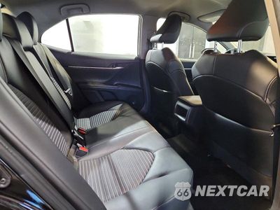 Zdjęcie 11 z 13 samochodu: 2020 TOYOTA CAMRY SE VIN:4T1G11AK0LU355860 - miniatura