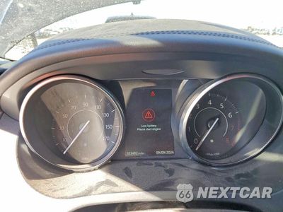 Zdjęcie 9 z 12 samochodu: 2018 JAGUAR E-PACE S VIN:SADFJ2FX3J1Z30644 - miniatura