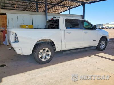 Trzecie zdjęcie samochodu z tyłu: 2019 RAM 1500 LARAMIE VIN:1C6RREJT1KN906089 - miniatura