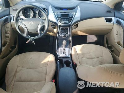 Zdjęcie 8 z 13 samochodu: 2013 HYUNDAI ELANTRA GLS VIN:5NPDH4AE2DH317623 - miniatura
