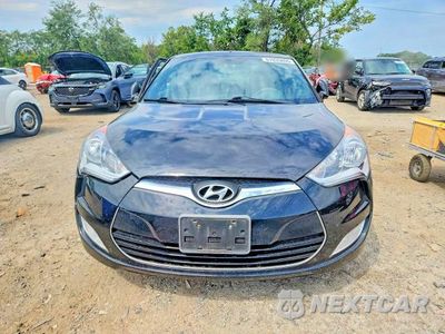Piąte zdjęcie samochodu w środku: 2017 HYUNDAI VELOSTER VALUE EDITION VIN:KMHTC6AD3HU320082 - miniatura