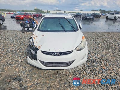 Piąte zdjęcie samochodu w środku: 2013 HYUNDAI ELANTRA LIMITED VIN:5NPDH4AE9DH375552 - miniatura