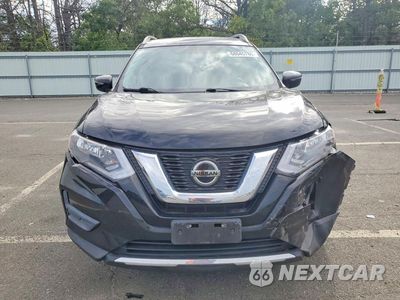Piąte zdjęcie samochodu w środku: 2018 NISSAN ROGUE SV VIN:5N1AT2MV0JC789971 - miniatura