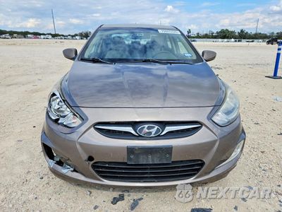 Piąte zdjęcie samochodu w środku: 2012 HYUNDAI ACCENT GLS VIN:KMHCU4AE5CU098440 - miniatura