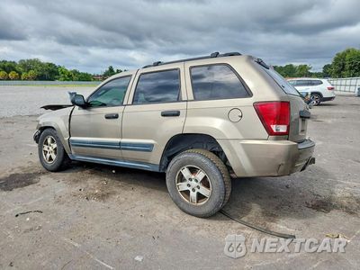 Drugie zdjęcie samochodu z przodu: 2005 JEEP GRAND CHEROKEE LAREDO VIN:1J8HS48N35C574773 - miniatura