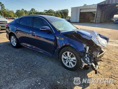 Czwarte zdjęcie samochodu z boku: 2017 KIA OPTIMA LX VIN:5XXGT4L3XHG168077 - miniatura