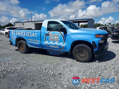 Czwarte zdjęcie samochodu z boku: 2020 CHEVROLET SILVERADO C1500 VIN:3GCNWAEH6LG111208 - miniatura