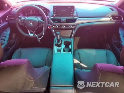 Zdjęcie 8 z 12 samochodu: 2019 HONDA ACCORD LX VIN:1HGCV1F12KA119493 - miniatura