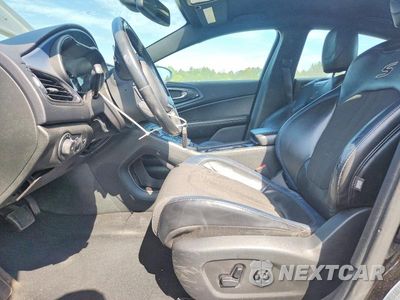 Zdjęcie 7 z 12 samochodu: 2015 CHRYSLER 200 S VIN:1C3CCCBG0FN572511 - miniatura