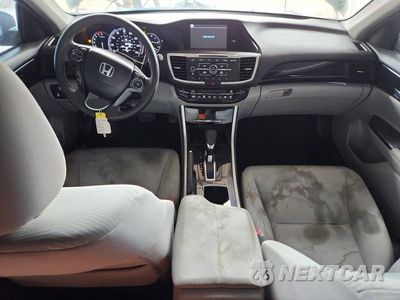 Zdjęcie 8 z 12 samochodu: 2016 HONDA ACCORD LX VIN:1HGCR2F35GA010643 - miniatura