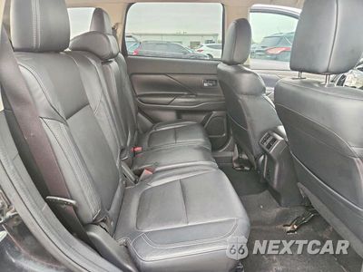 Zdjęcie 10 z 12 samochodu: 2020 MITSUBISHI OUTLANDER SE VIN:JA4AD3A38LZ031932 - miniatura