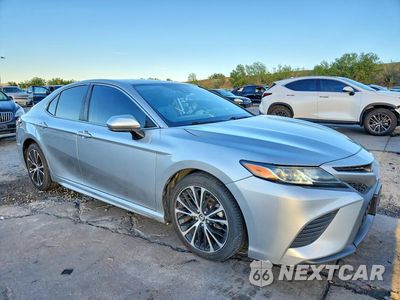 Czwarte zdjęcie samochodu z boku: 2019 TOYOTA CAMRY SE VIN:4T1B11HK7KU216744 - miniatura