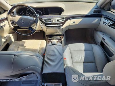 Zdjęcie 8 z 12 samochodu: 2013 MERCEDES-BENZ S 550 VIN:WDDNG7DB2DA525184 - miniatura
