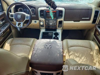 Zdjęcie 8 z 12 samochodu: 2014 RAM 1500 LARAMIE VIN:1C6RR7NT3ES347964 - miniatura