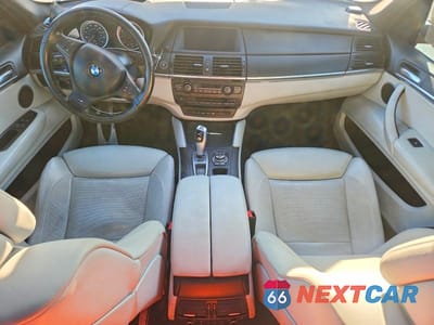 Zdjęcie 8 z 12 samochodu: 2011 BMW X5 M VIN:5YMGY0C59BLK26447 - miniatura