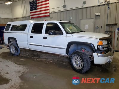 Czwarte zdjęcie samochodu z boku: 2003 GMC SIERRA K2500 HEAVY DUTY VIN:1GTHK23183F178043 - miniatura