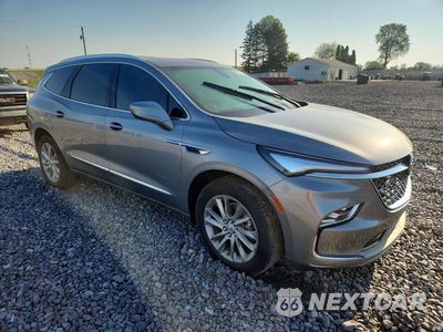 Czwarte zdjęcie samochodu z boku: 2024 BUICK ENCLAVE AVENIR VIN:5GAEVCKW5RJ118600 - miniatura