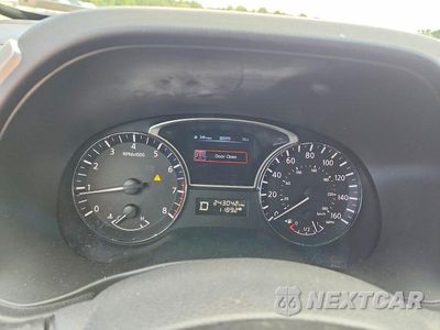 Zdjęcie 9 z 13 samochodu: 2014 NISSAN PATHFINDER SL VIN:5N1AR2MM8EC633432 - miniatura